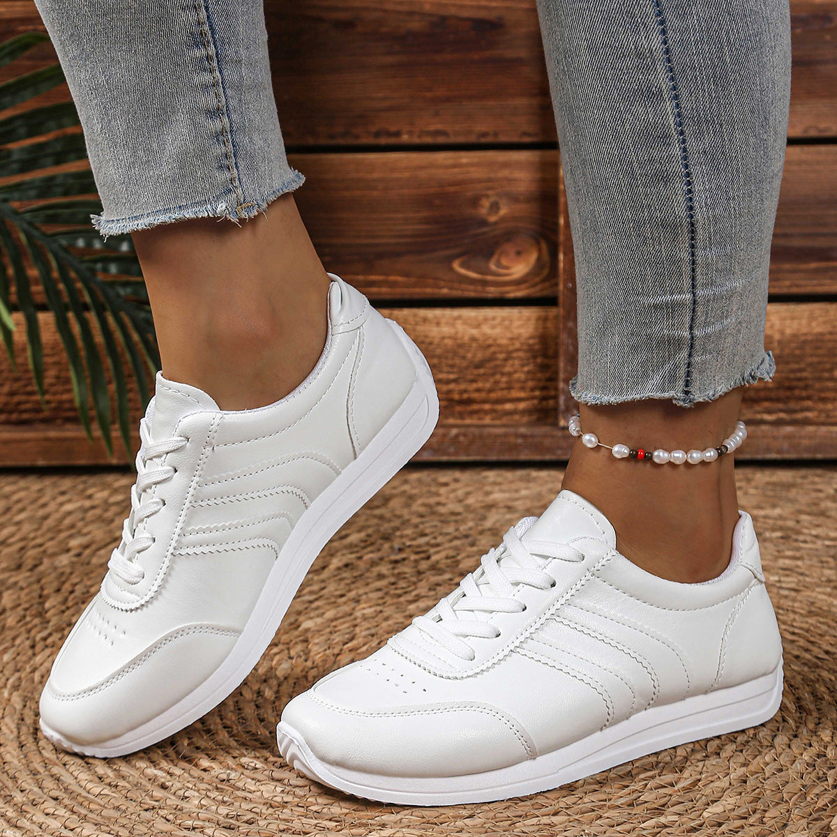 Women's Soft Leather Running Shoes