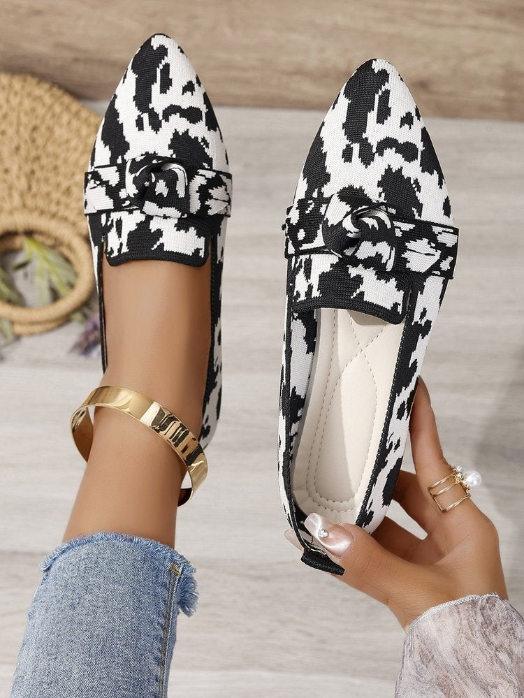 Womens Pointed-Toe Flat Shoes